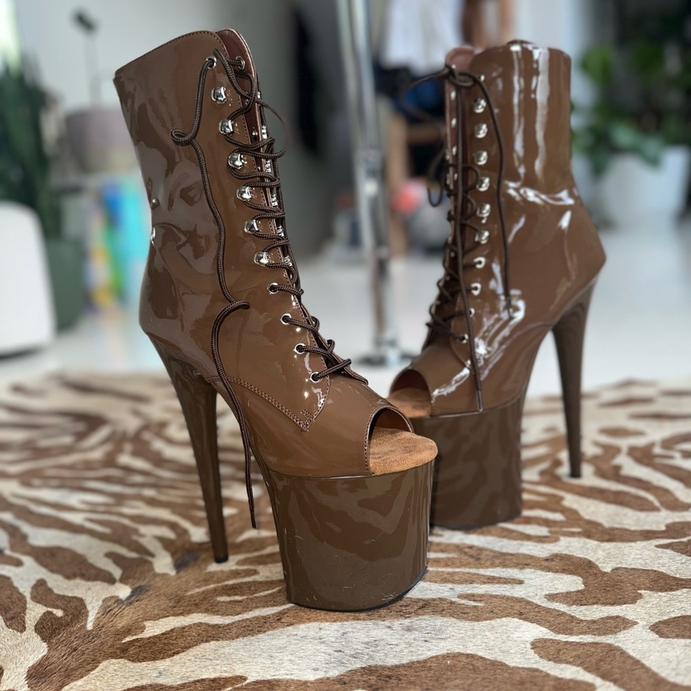 Elegant Chocolate Patent Leather Lace-Up Platform Heels
